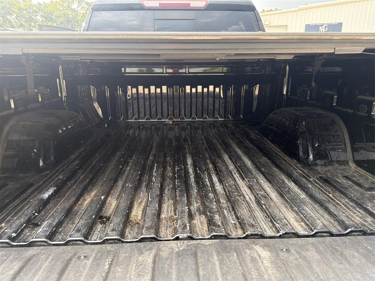 GMC Sierra 1500 4WD Crew Cab 147" SLT 2021