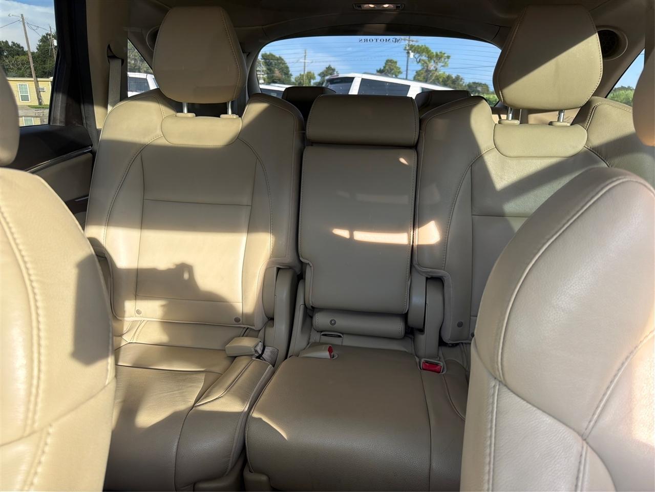 Acura MDX photo 32