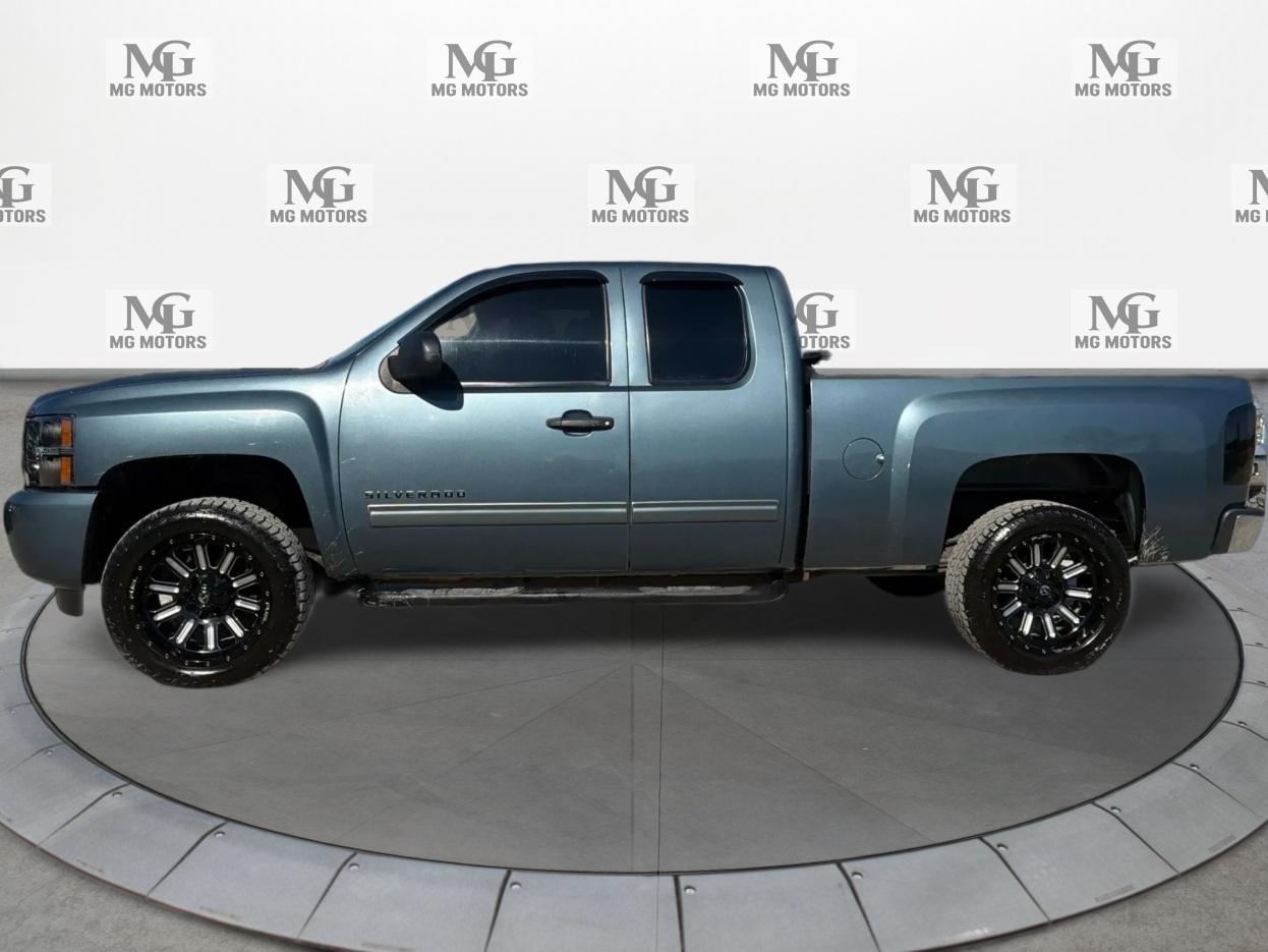 Chevrolet Silverado photo 7