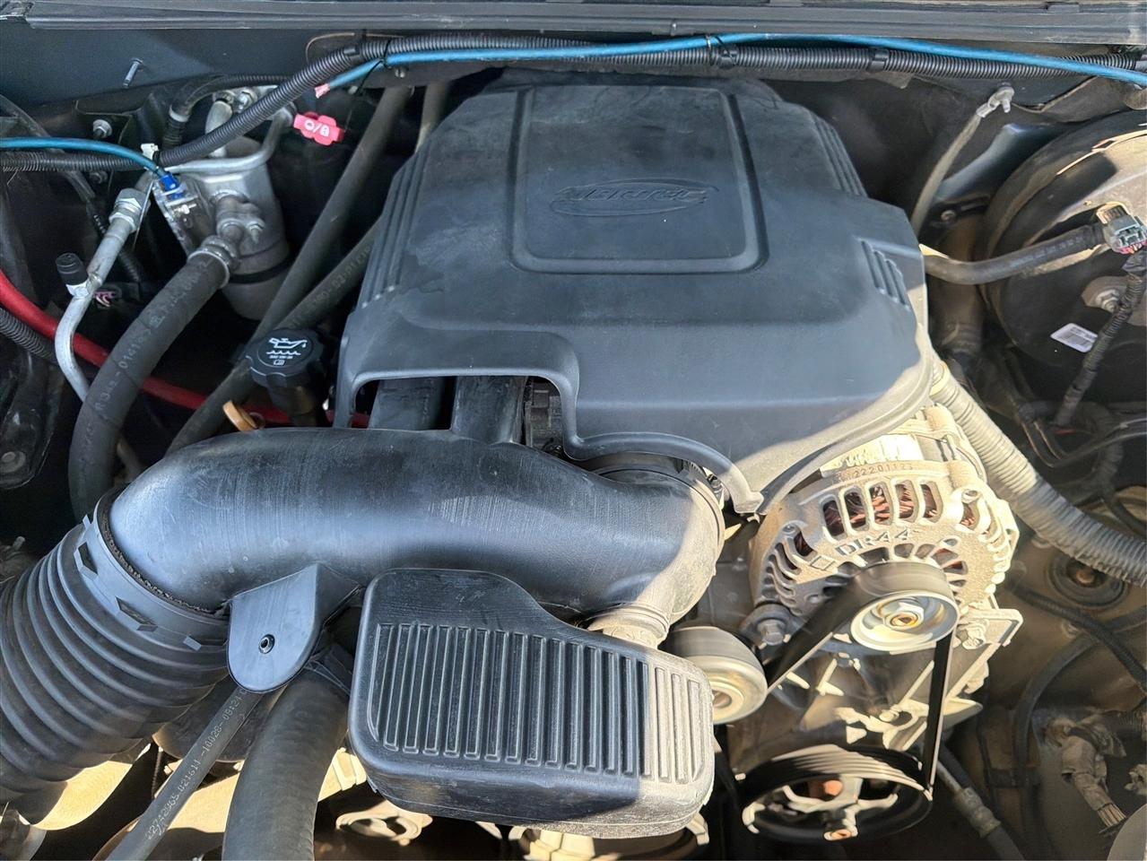 Chevrolet Silverado photo 22