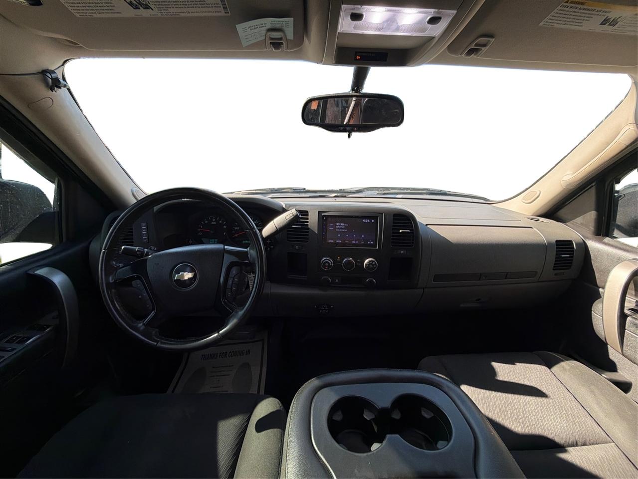 Chevrolet Silverado photo 27