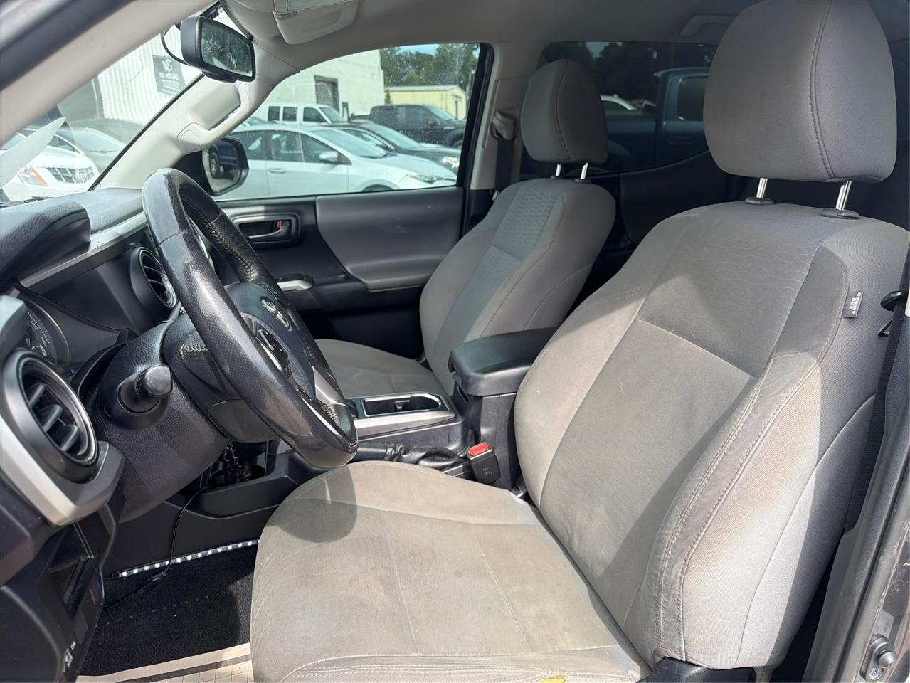 Toyota Tacoma  2017