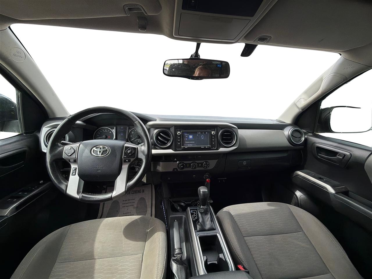 Toyota Tacoma  2017