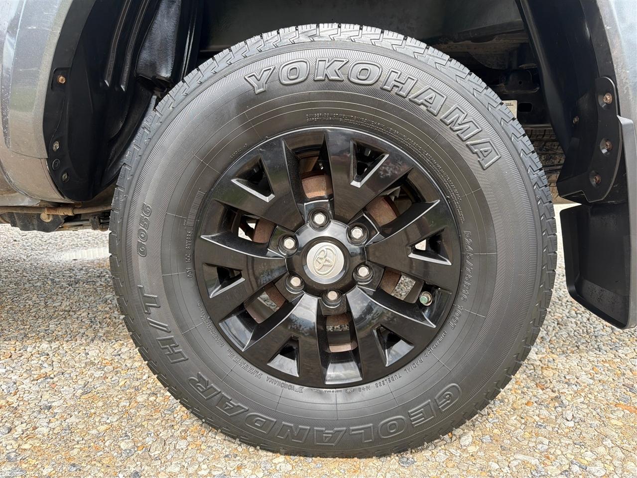Toyota Tacoma  2017