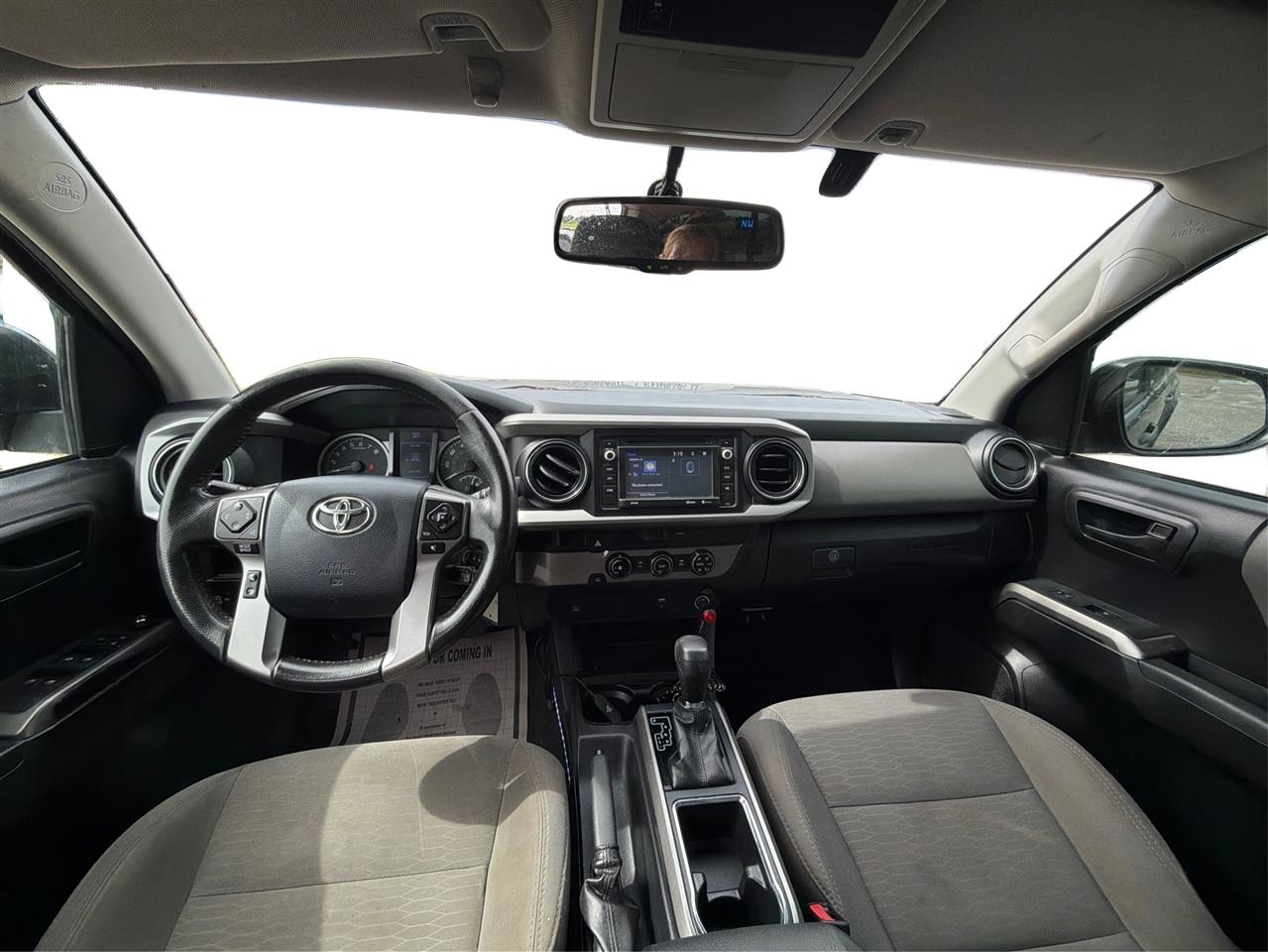Toyota Tacoma  2017
