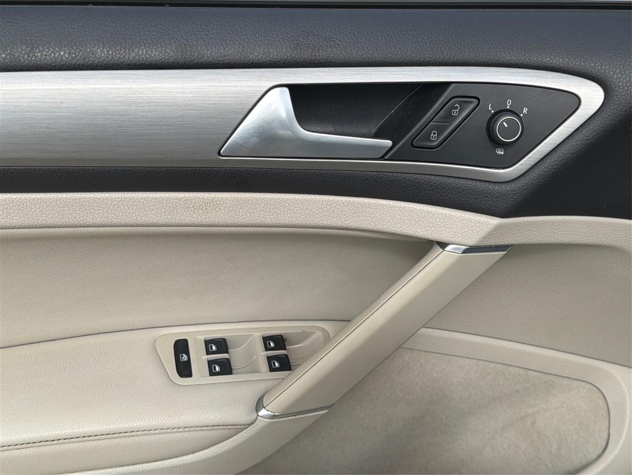 Volkswagen Golf SportWagen 4dr DSG TDI SE 2015