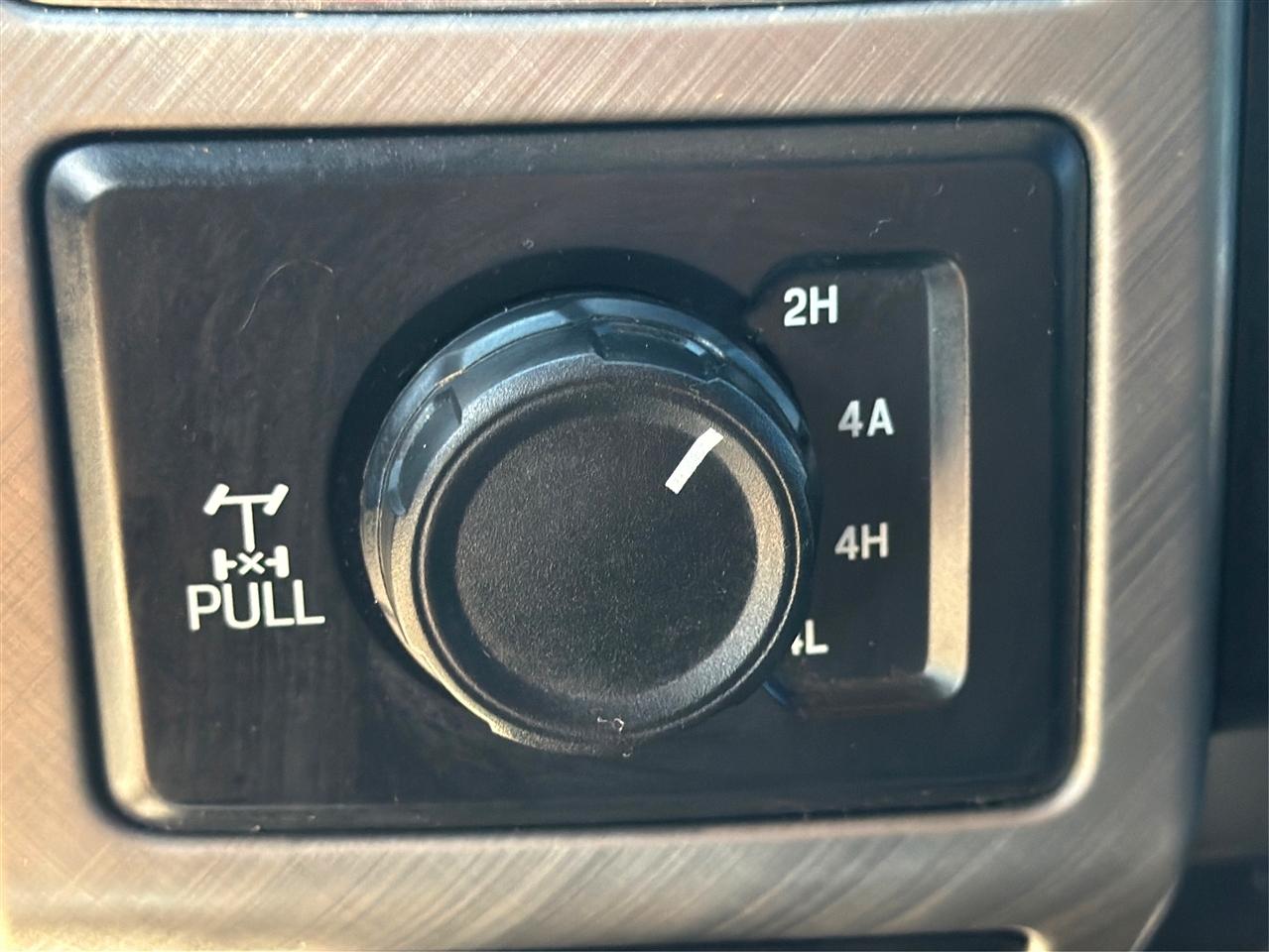 Ford F-150 Limited 4WD SuperCrew 5.5' Box 2018
