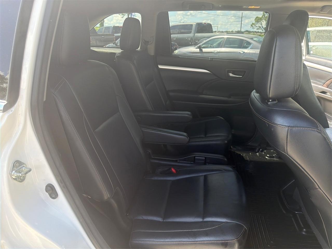 Toyota Highlander  2018