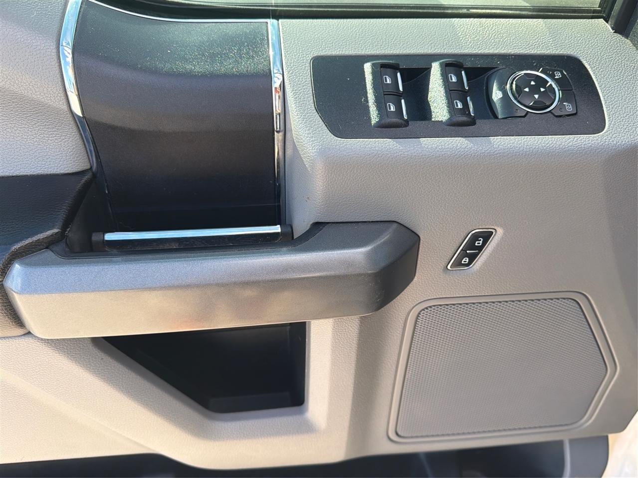 Ford F-150 4WD SuperCrew 145" XLT 2016