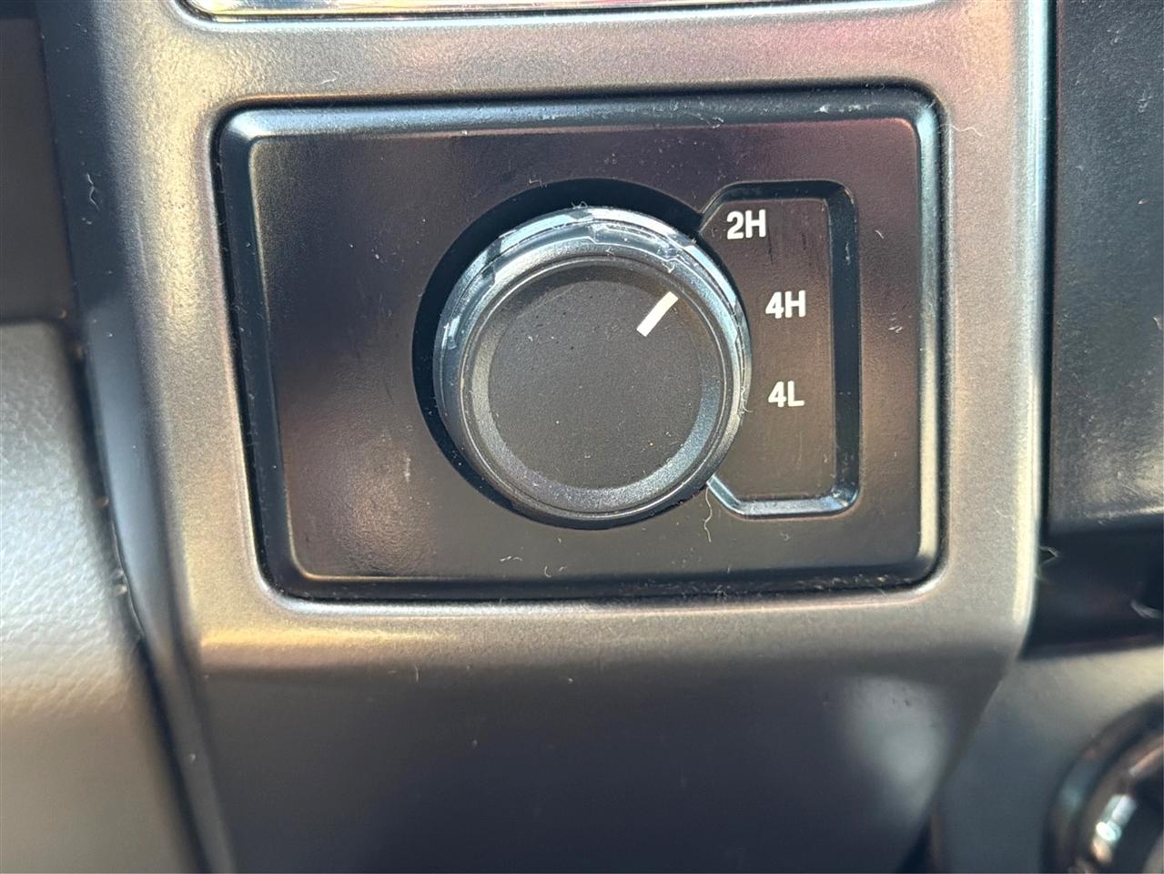 Ford F-150 4WD SuperCrew 145" XLT 2016