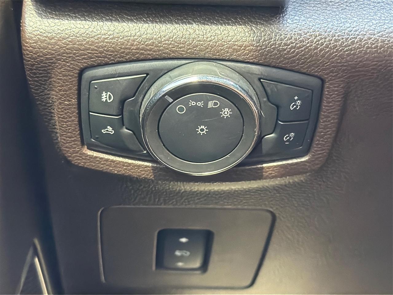 Ford F-150 King Ranch 4WD SuperCrew 5.5' Box 2017