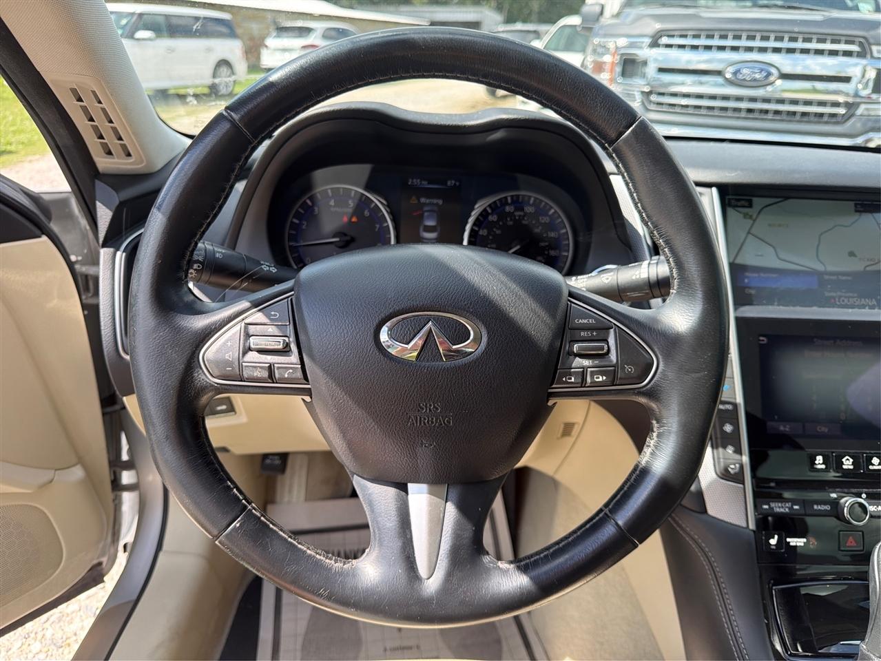 Infiniti Q50 4dr Sdn Premium RWD 2014