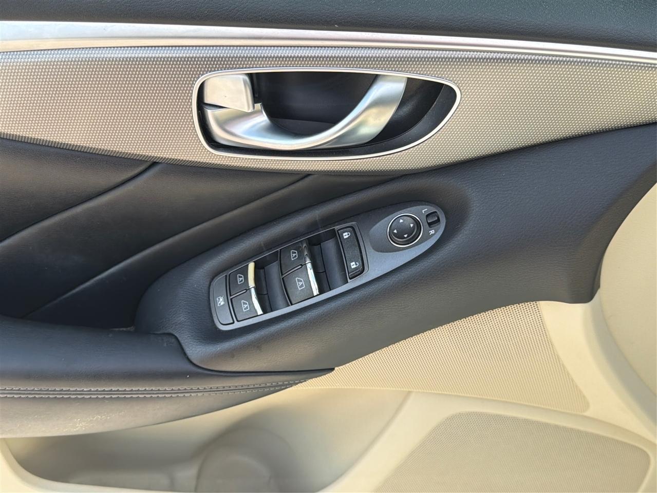 Infiniti Q50 4dr Sdn Premium RWD 2014