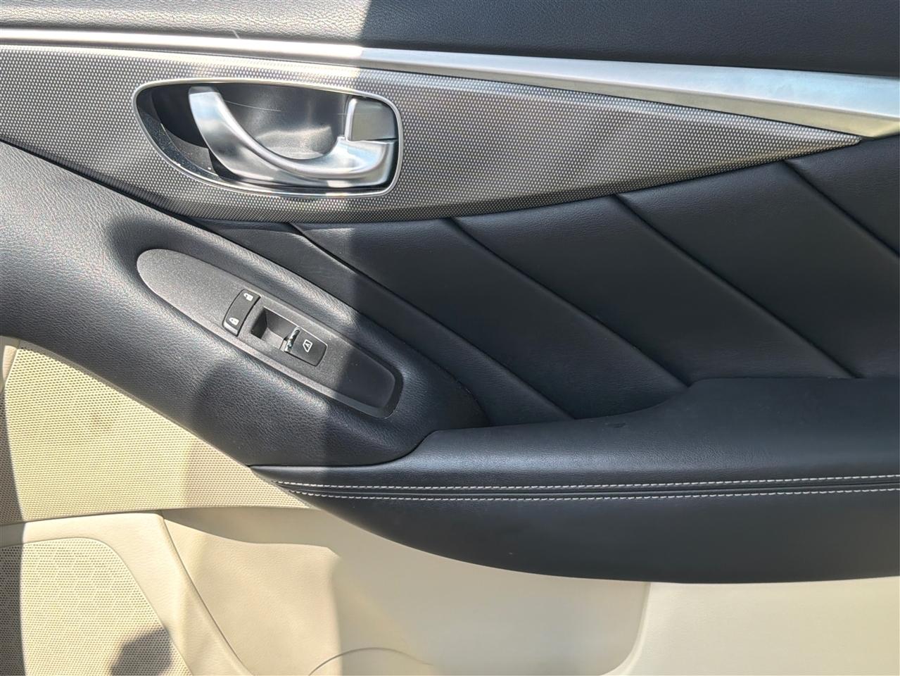 Infiniti Q50 4dr Sdn Premium RWD 2014
