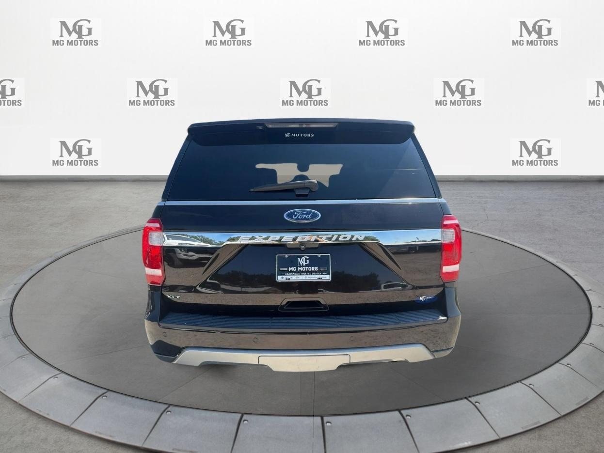 Ford Expedition XLT 4x2 2021