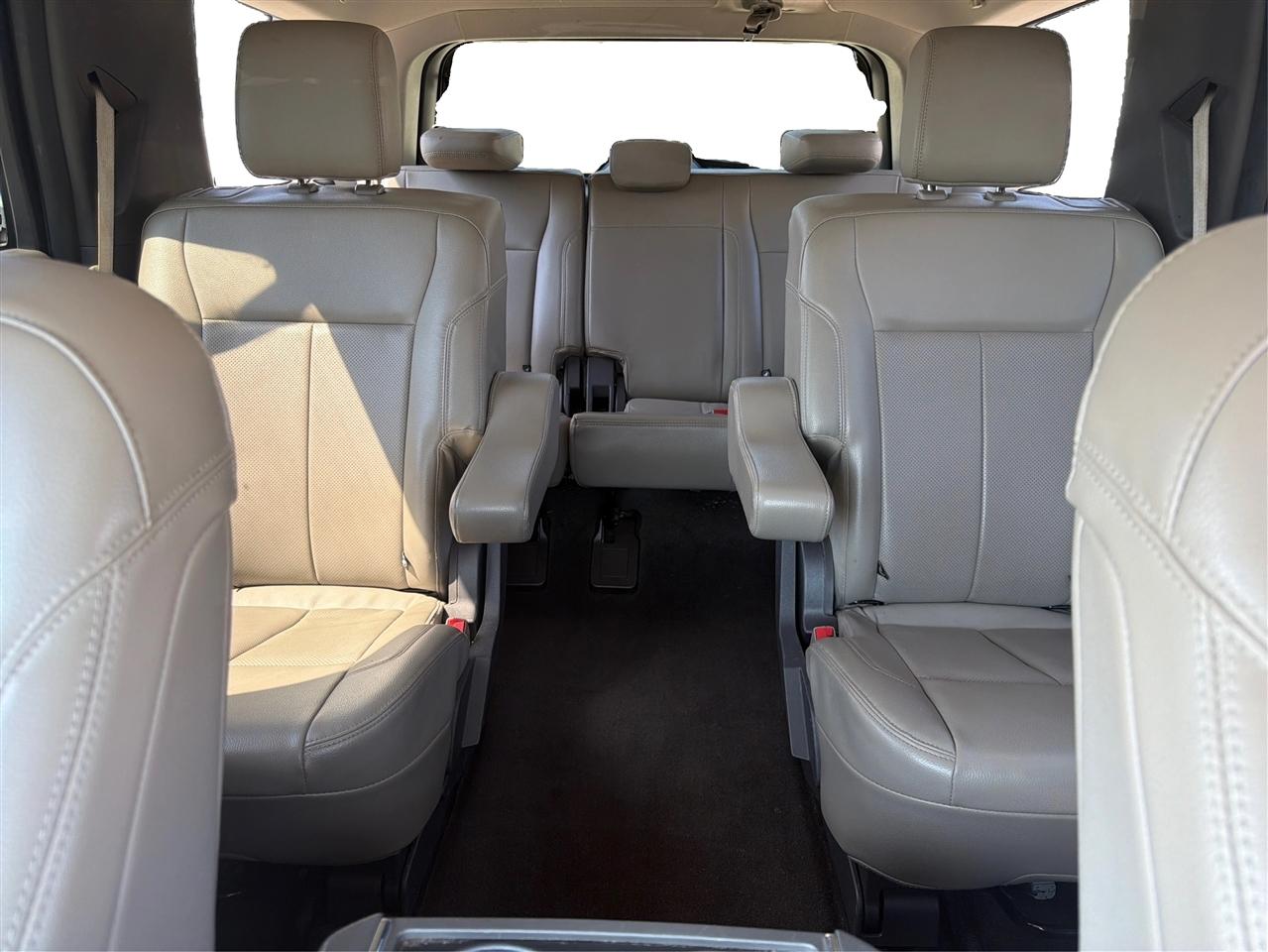Ford Expedition XLT 4x2 2021