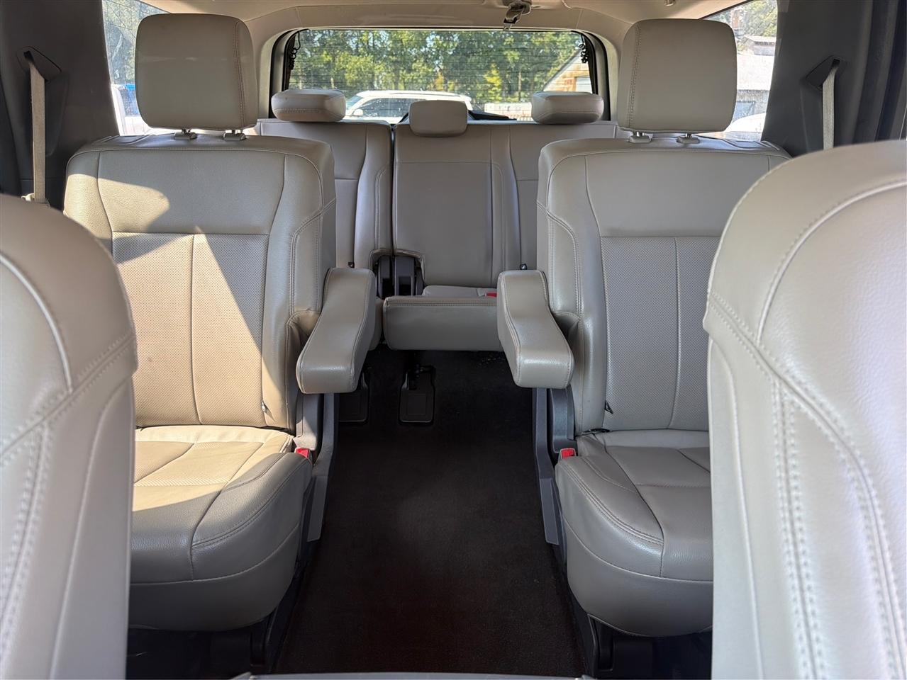 Ford Expedition XLT 4x2 2021
