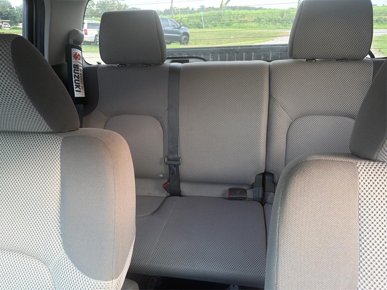 Suzuki Equator 2WD Crew Cab V6 Auto Sport 2011