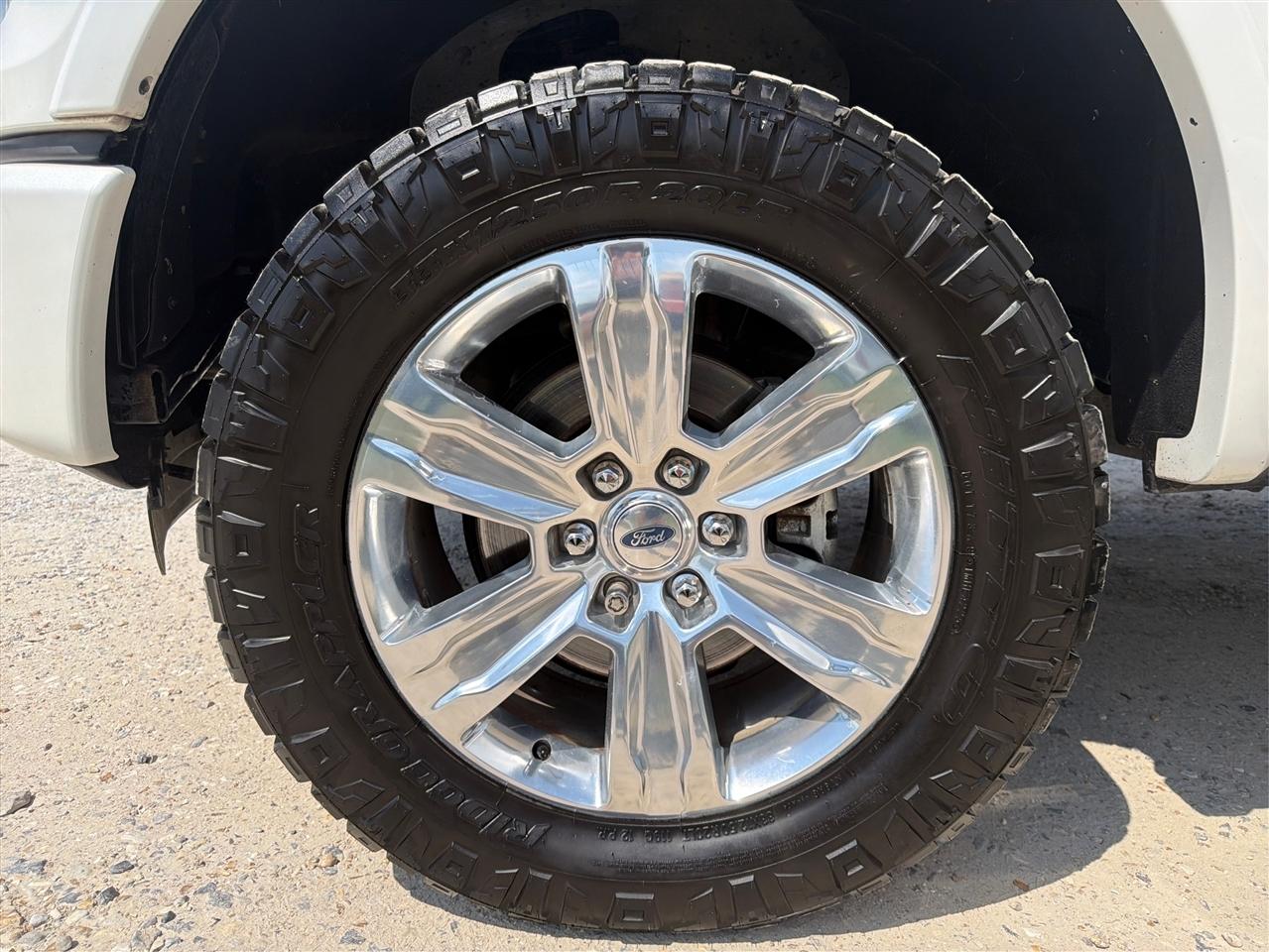 Ford F-150 4WD SuperCrew 145" Platinum 2016