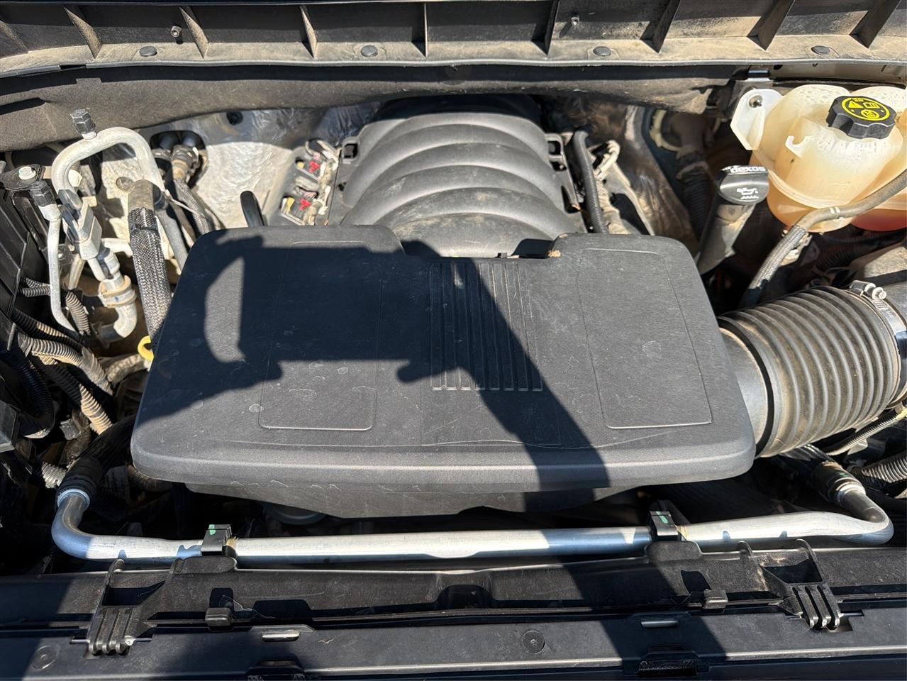 Chevrolet Silverado photo 20