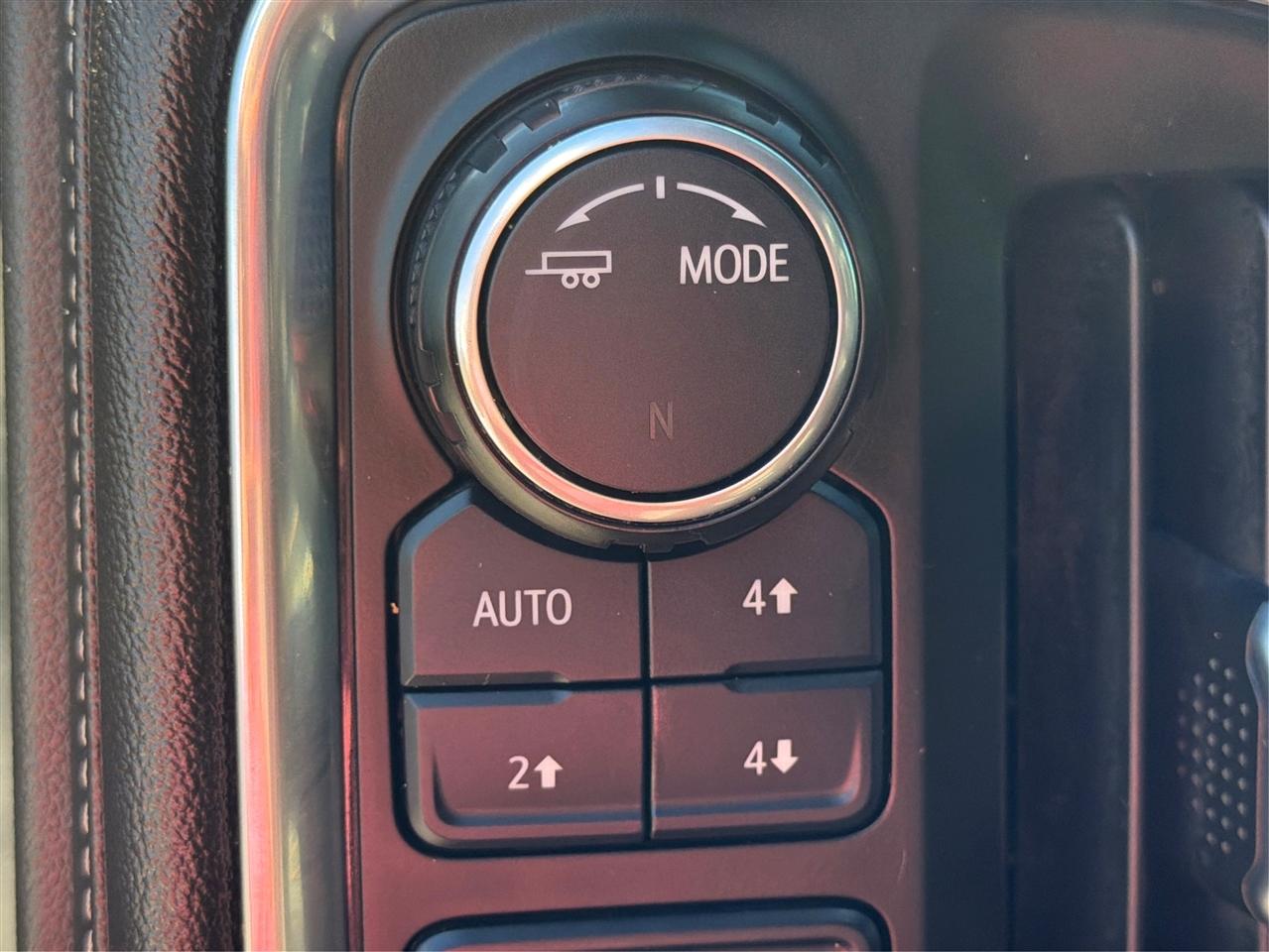 Chevrolet Silverado photo 28