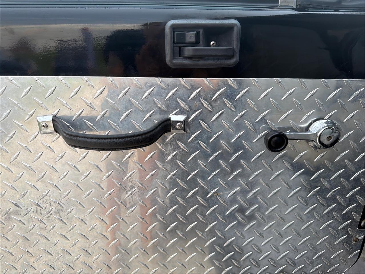 Jeep Wrangler 2dr "S" 1991