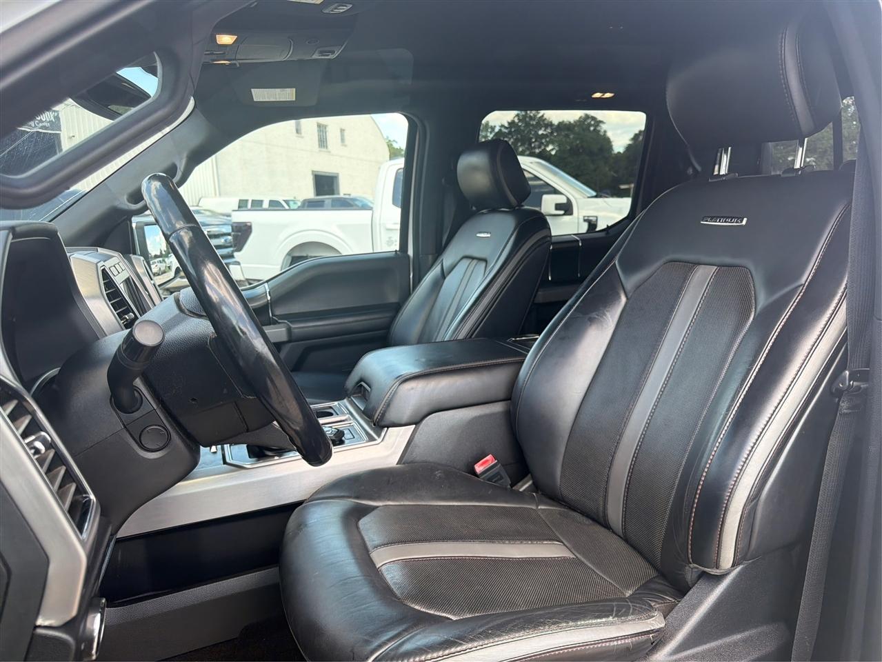 Ford F-150 photo 11