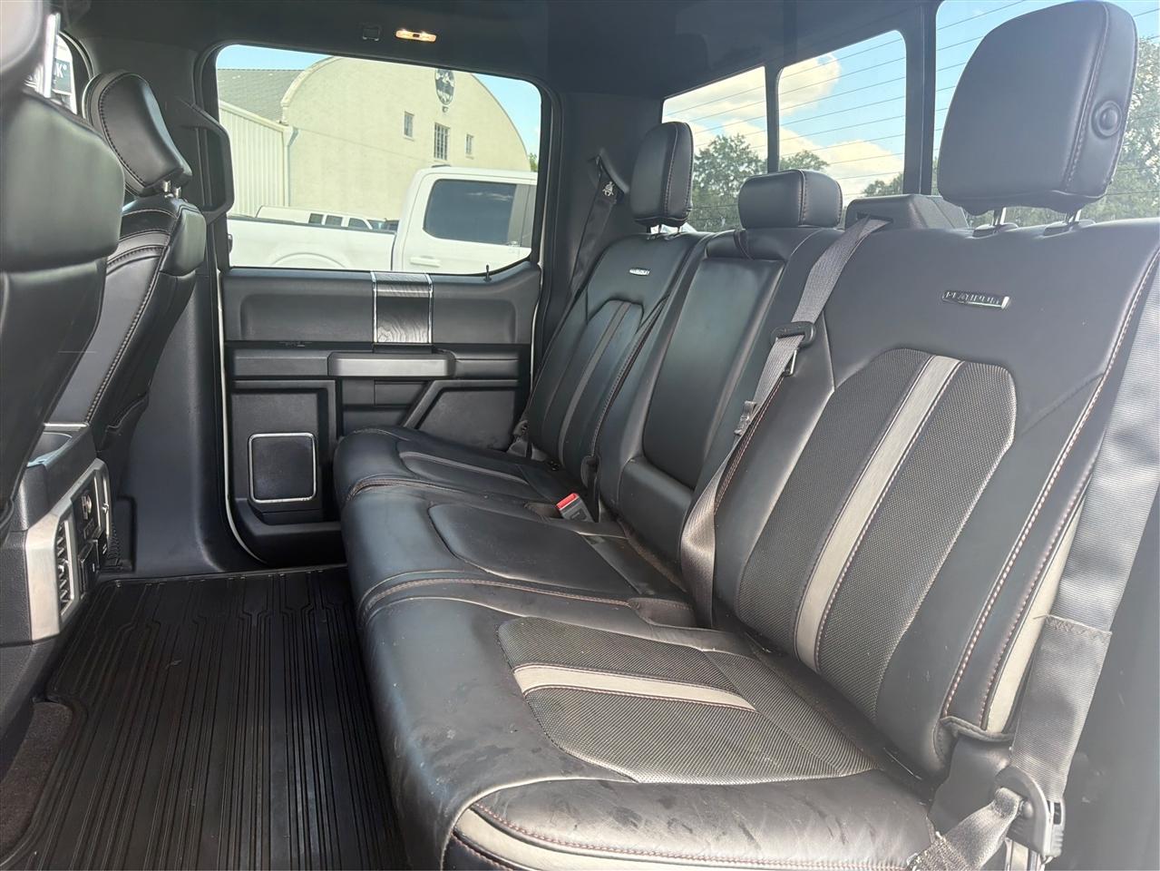 Ford F-150 photo 12