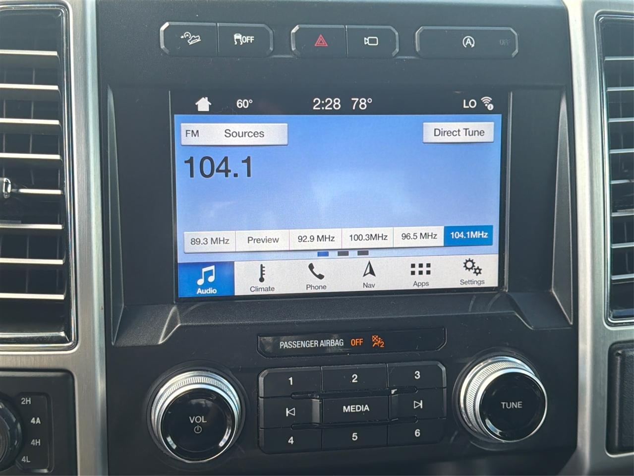 Ford F-150 photo 13