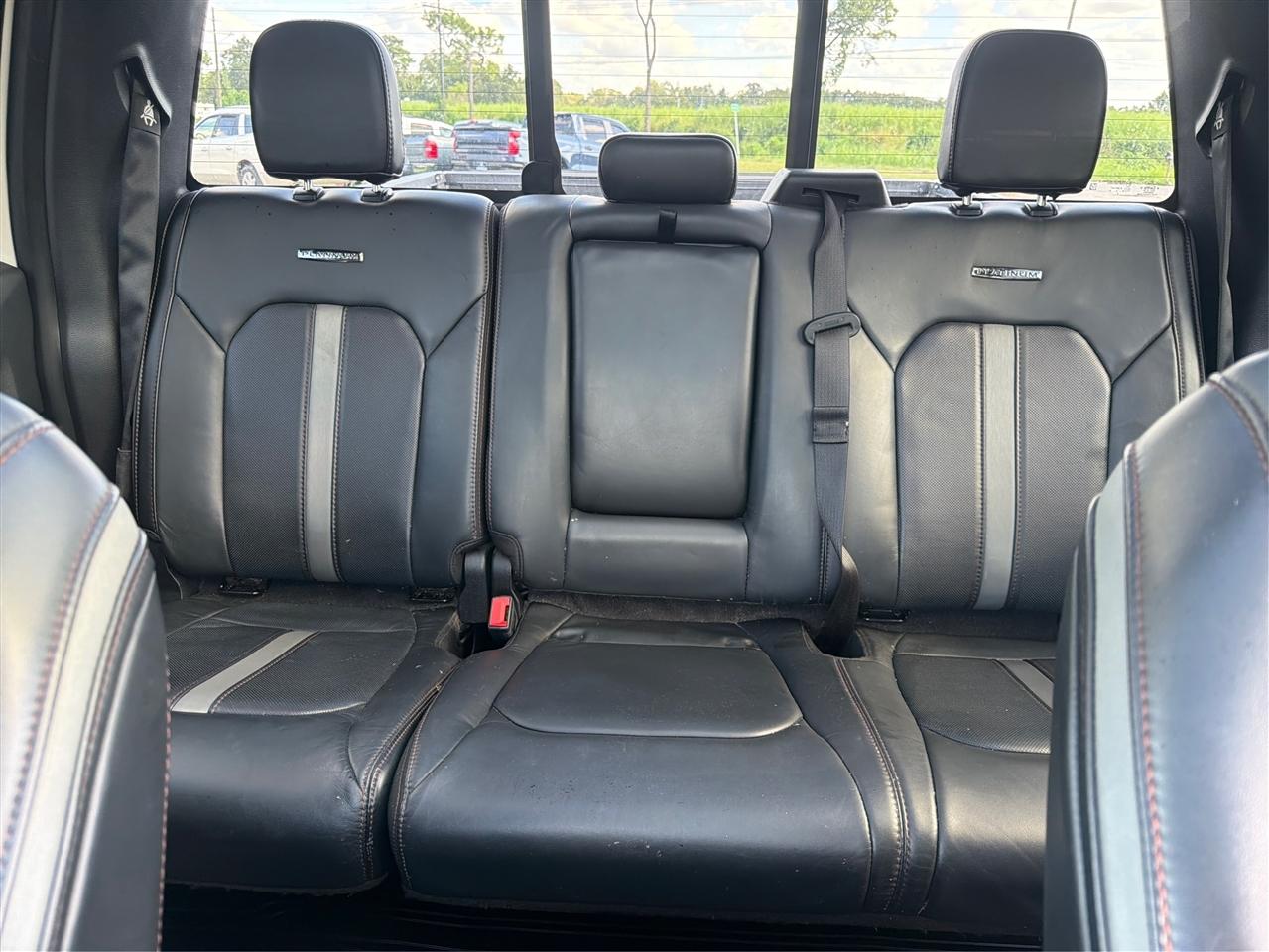 Ford F-150 photo 32