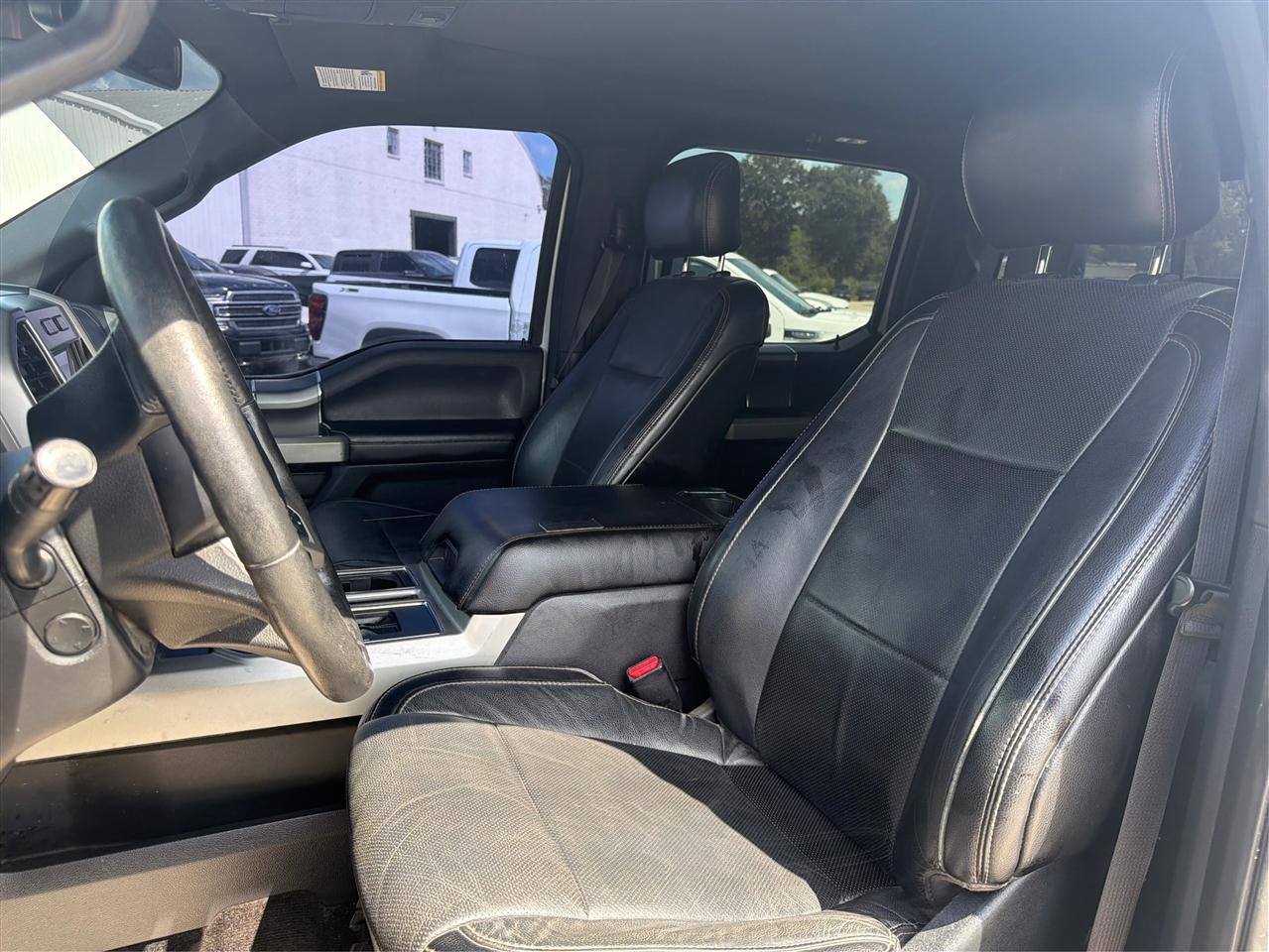 Ford F-150 Lariat 4WD SuperCrew 5.5' Box 2017