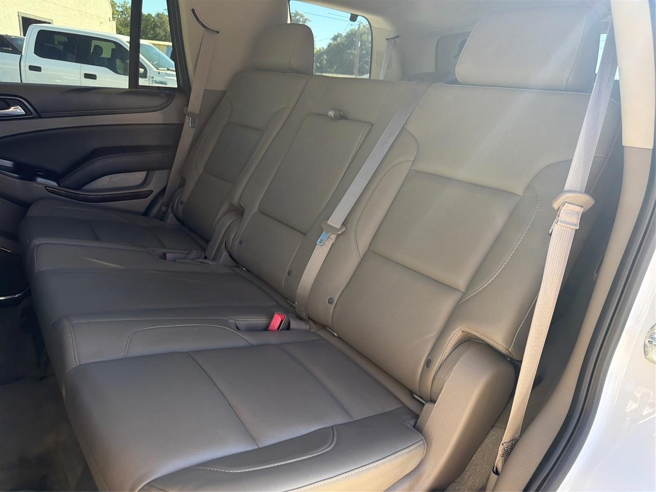 Chevrolet Tahoe photo 12