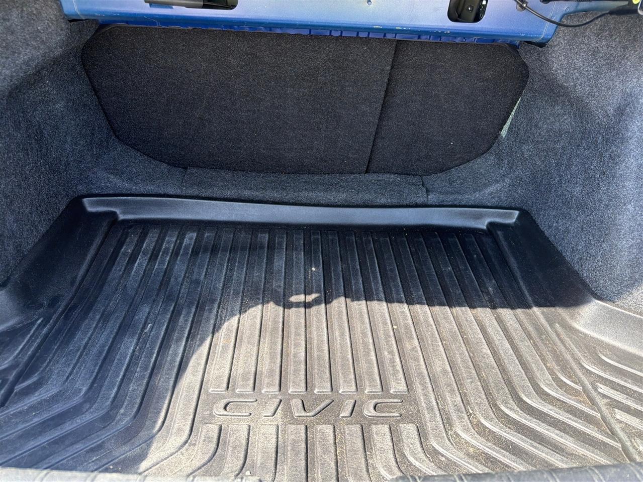 Honda Civic photo 13