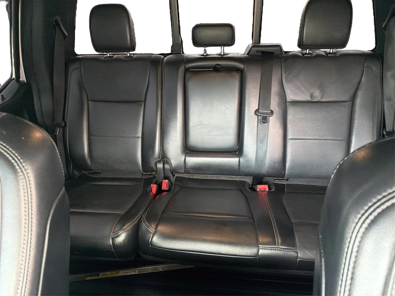 Ford F-250 photo 14