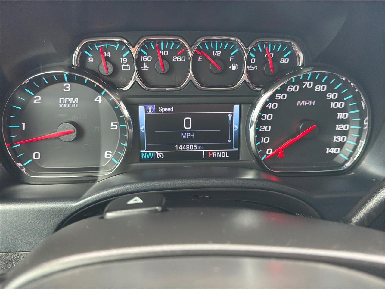 Chevrolet Silverado photo 15