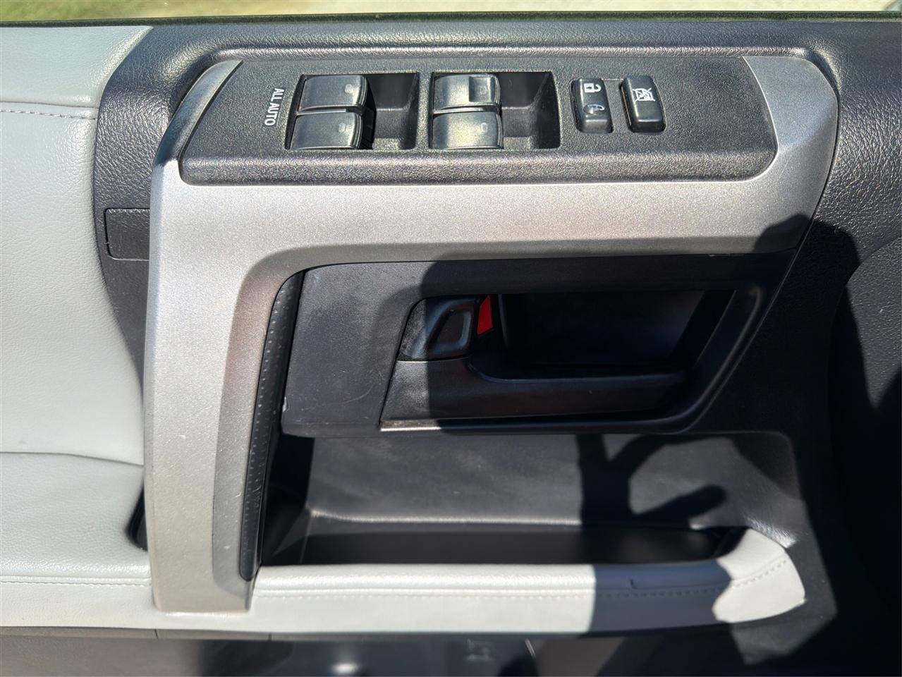 Toyota 4Runner  2013