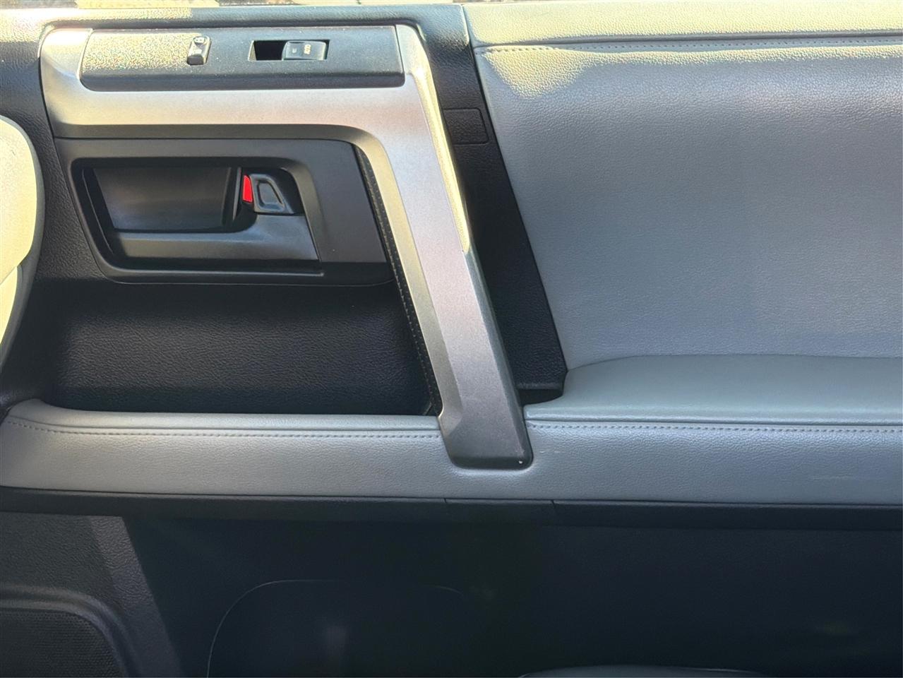 Toyota 4Runner  2013