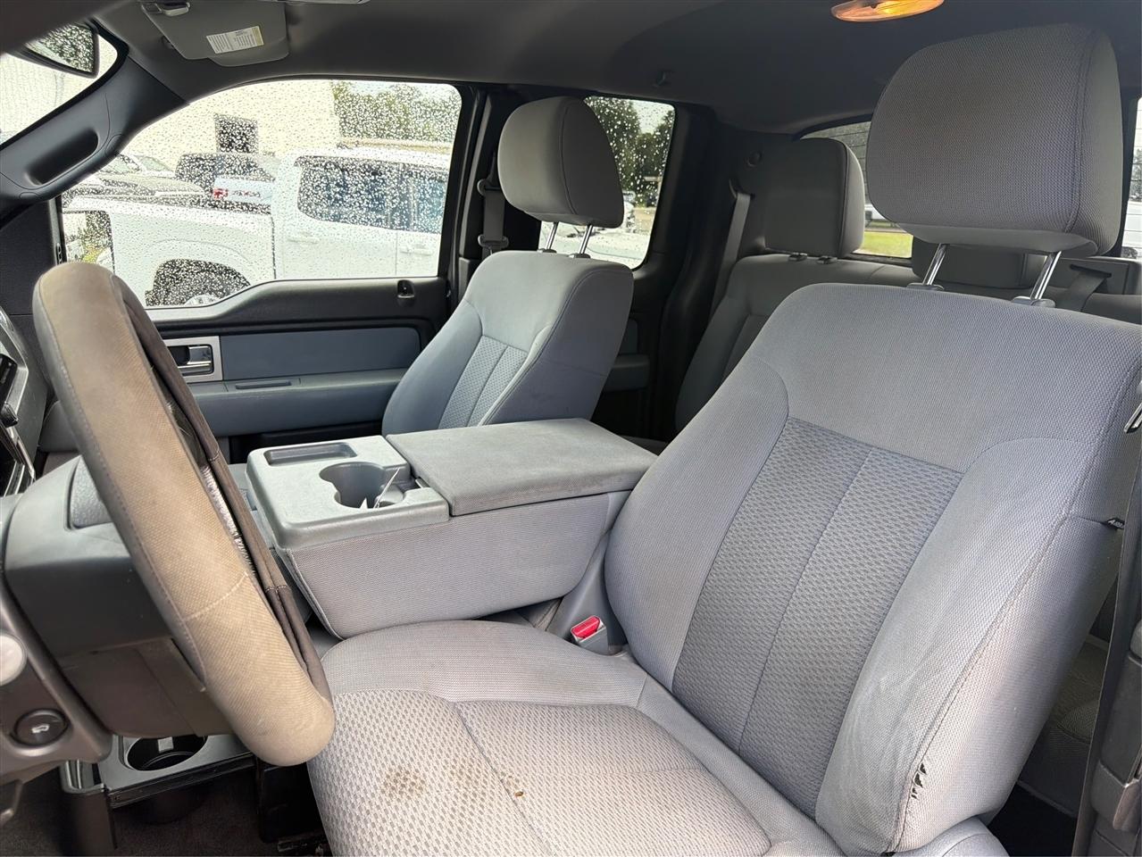 Ford F-150 2WD SuperCab 145" XLT 2011