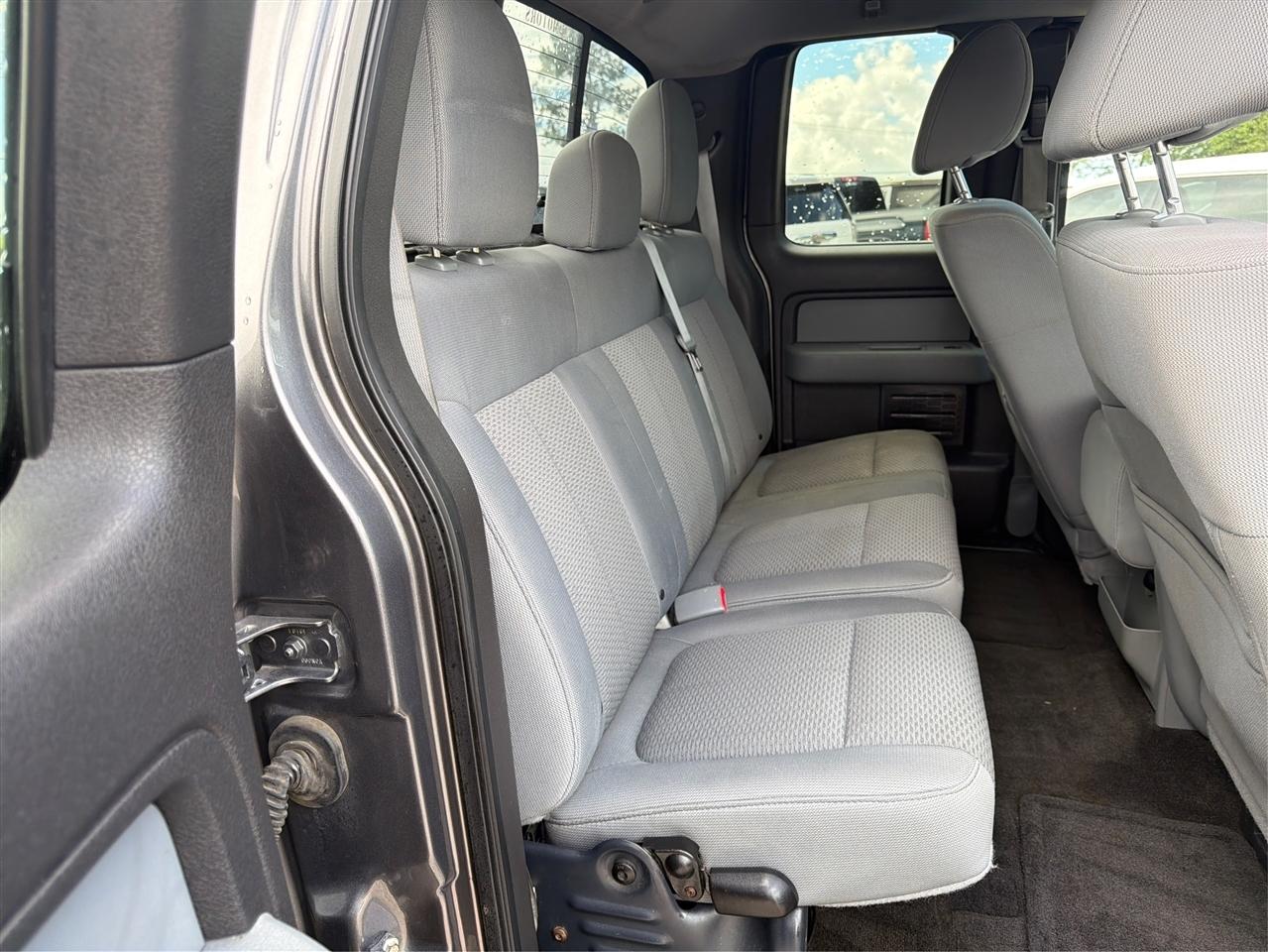Ford F-150 2WD SuperCab 145" XLT 2011