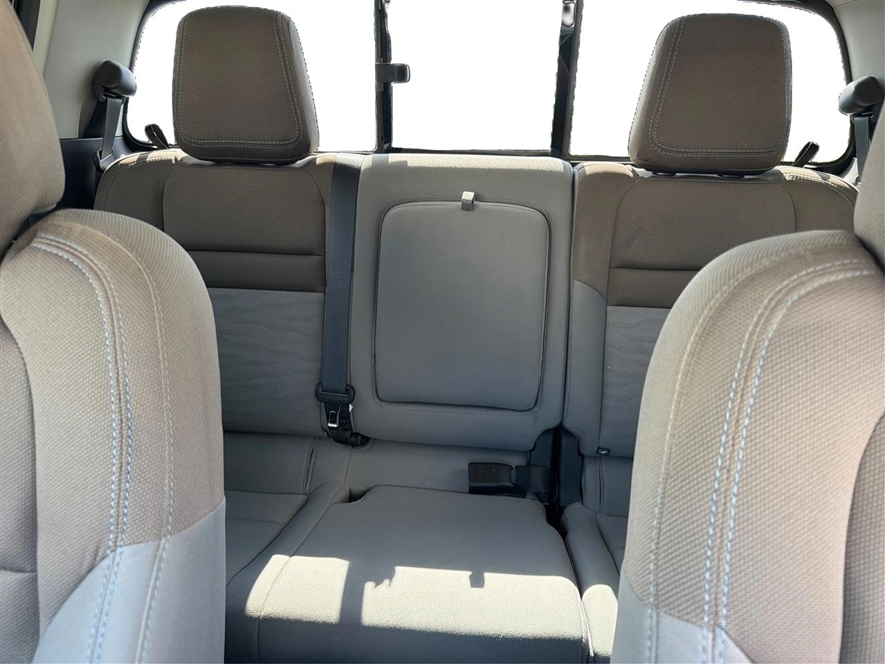 Nissan Frontier photo 14