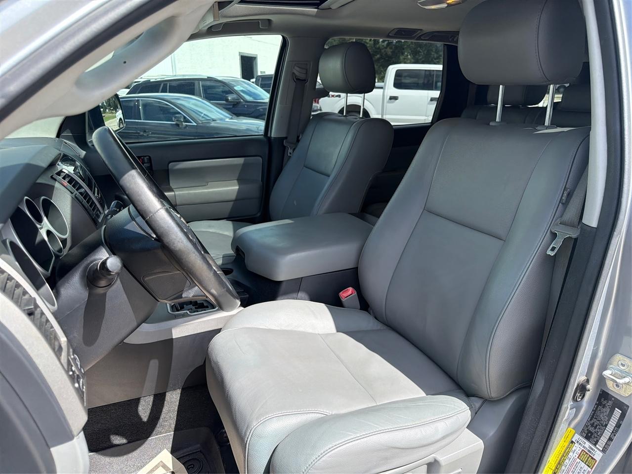 Toyota Sequoia  2013