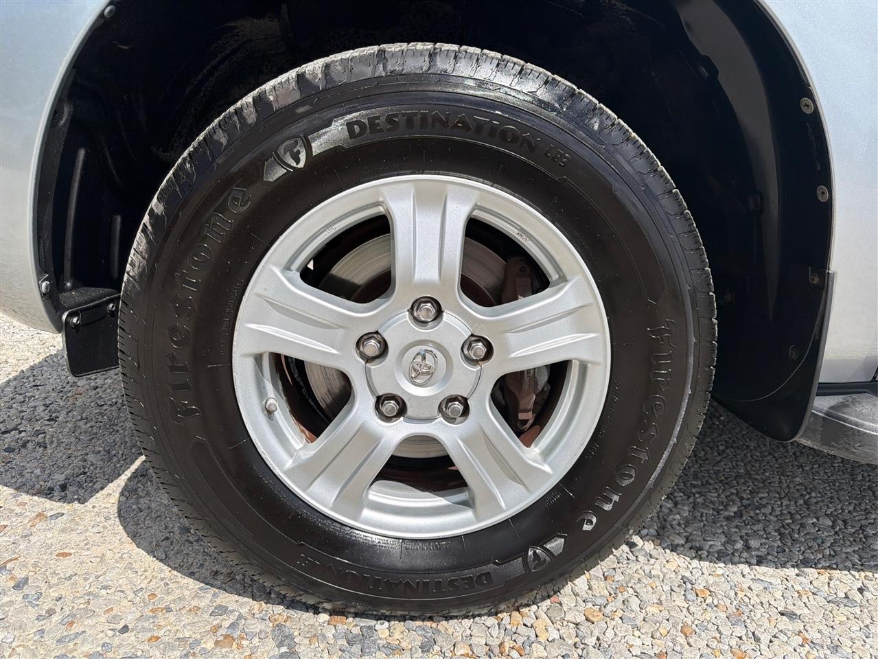 Toyota Sequoia  2013
