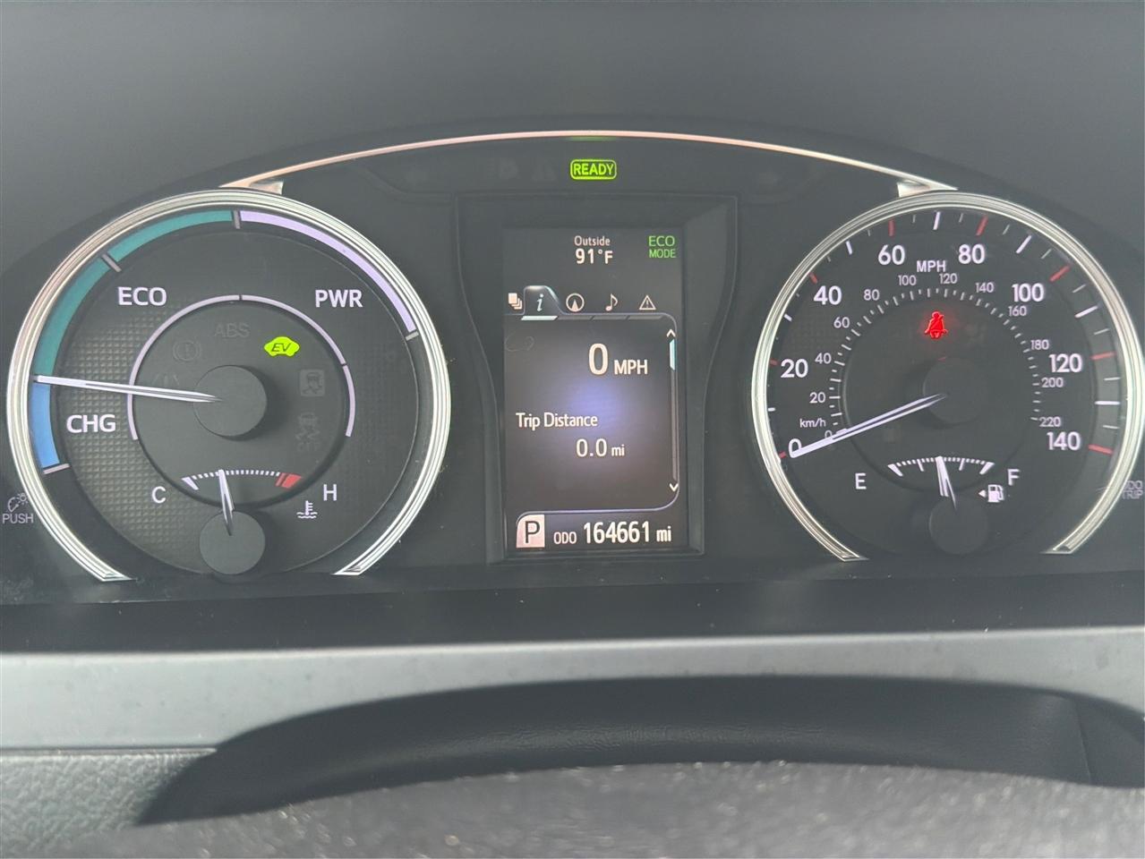 Toyota Camry Hybrid SE 2016