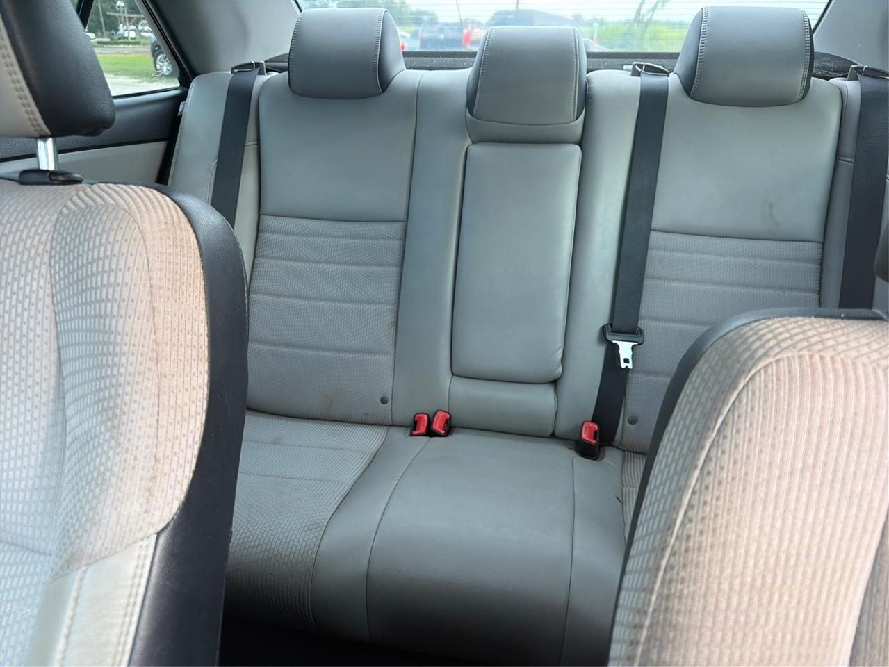 Toyota Camry Hybrid SE 2016
