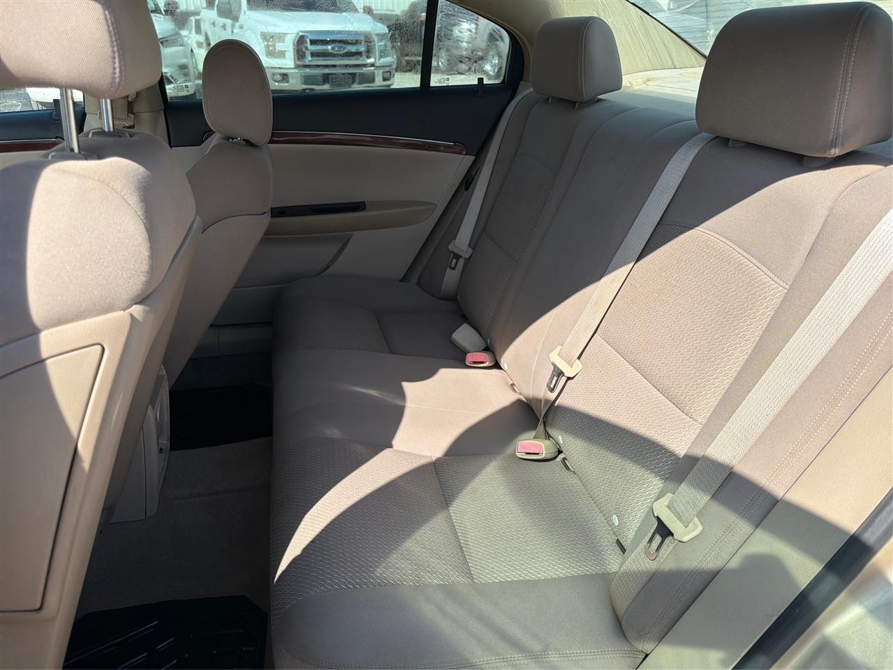 Saturn Aura 4dr Sdn XE 2008