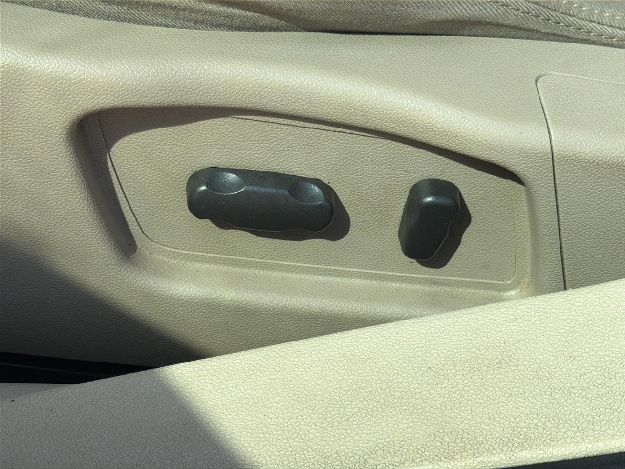 Saturn Aura 4dr Sdn XE 2008