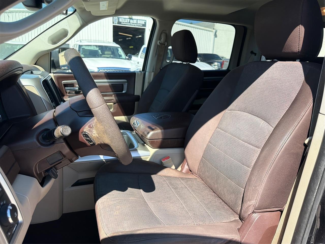 RAM 1500 2WD Crew Cab 140.5" Big Horn 2016