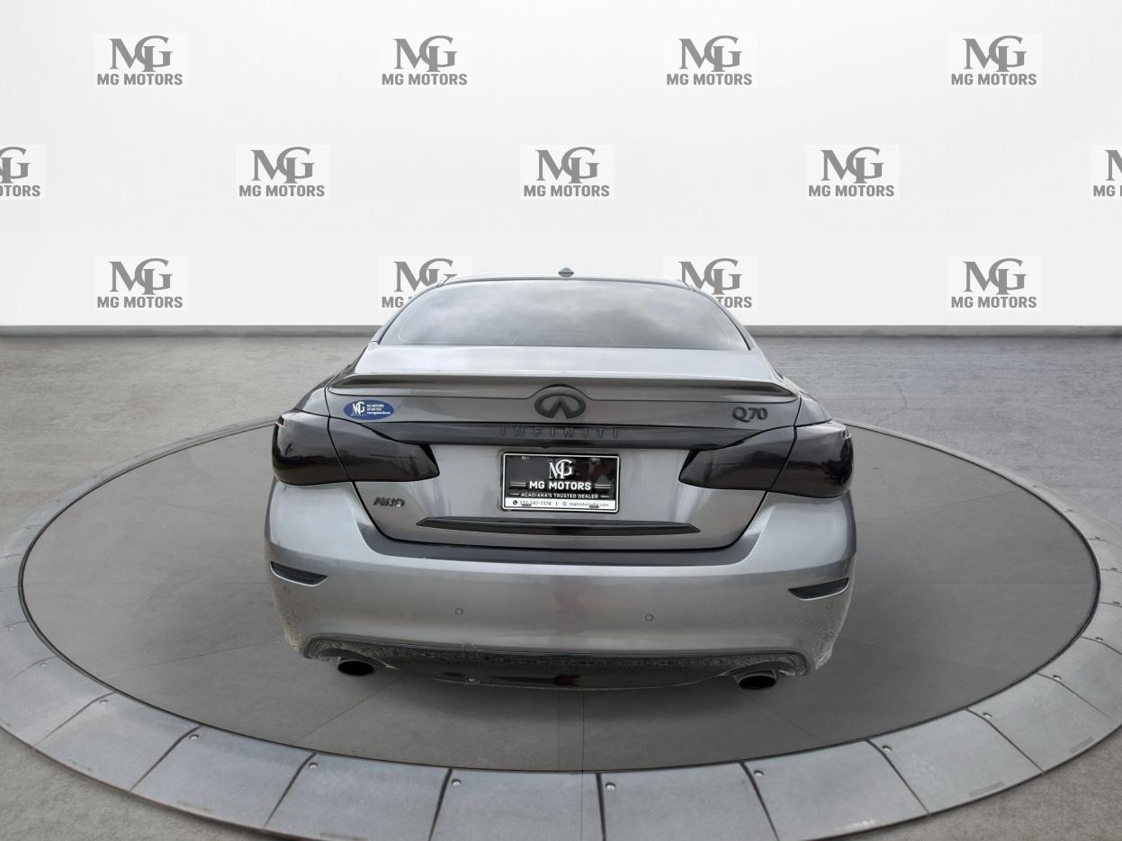 Infiniti Q70 4dr Sdn V6 AWD 2016