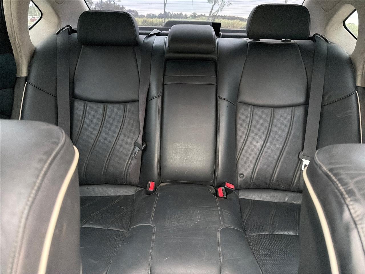 Infiniti Q70 4dr Sdn V6 AWD 2016