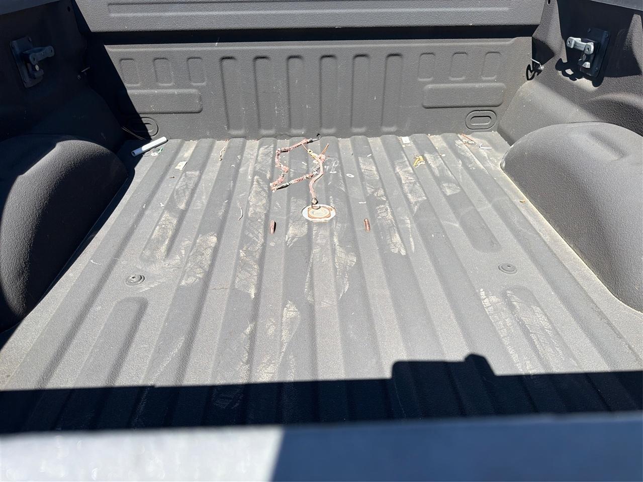 Ford F-150 4WD SuperCrew 145" Lariat 2015
